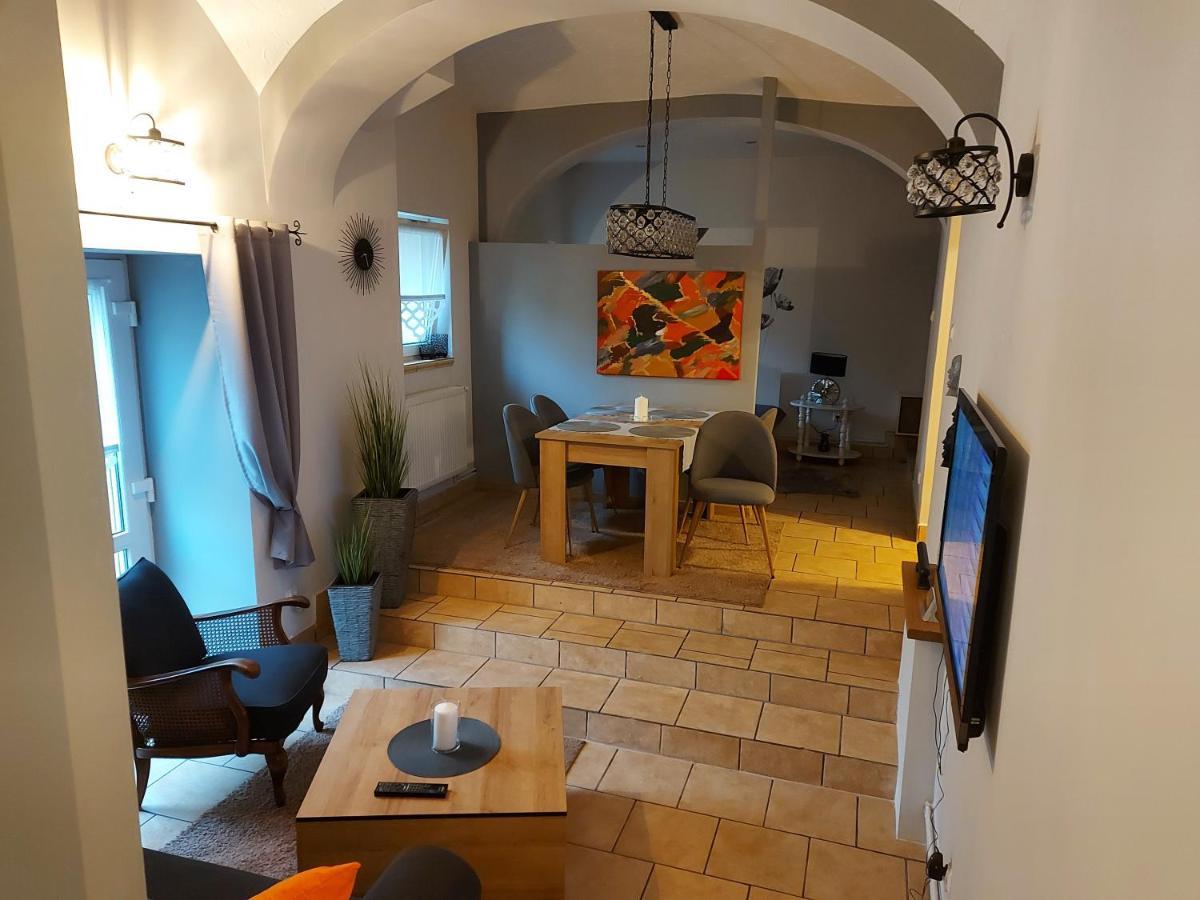 Boguszów-Gorce Apartament Przy Ratuszu מראה חיצוני תמונה