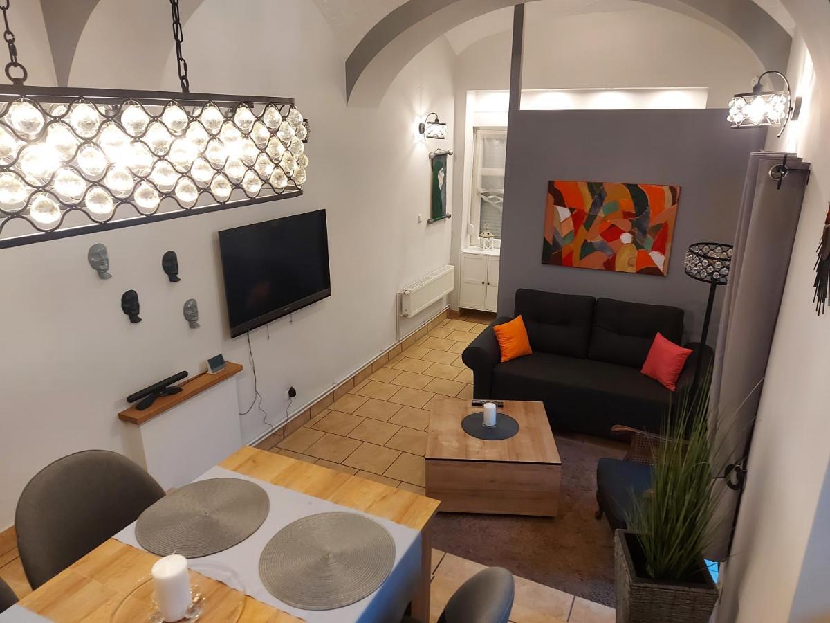 Boguszów-Gorce Apartament Przy Ratuszu מראה חיצוני תמונה